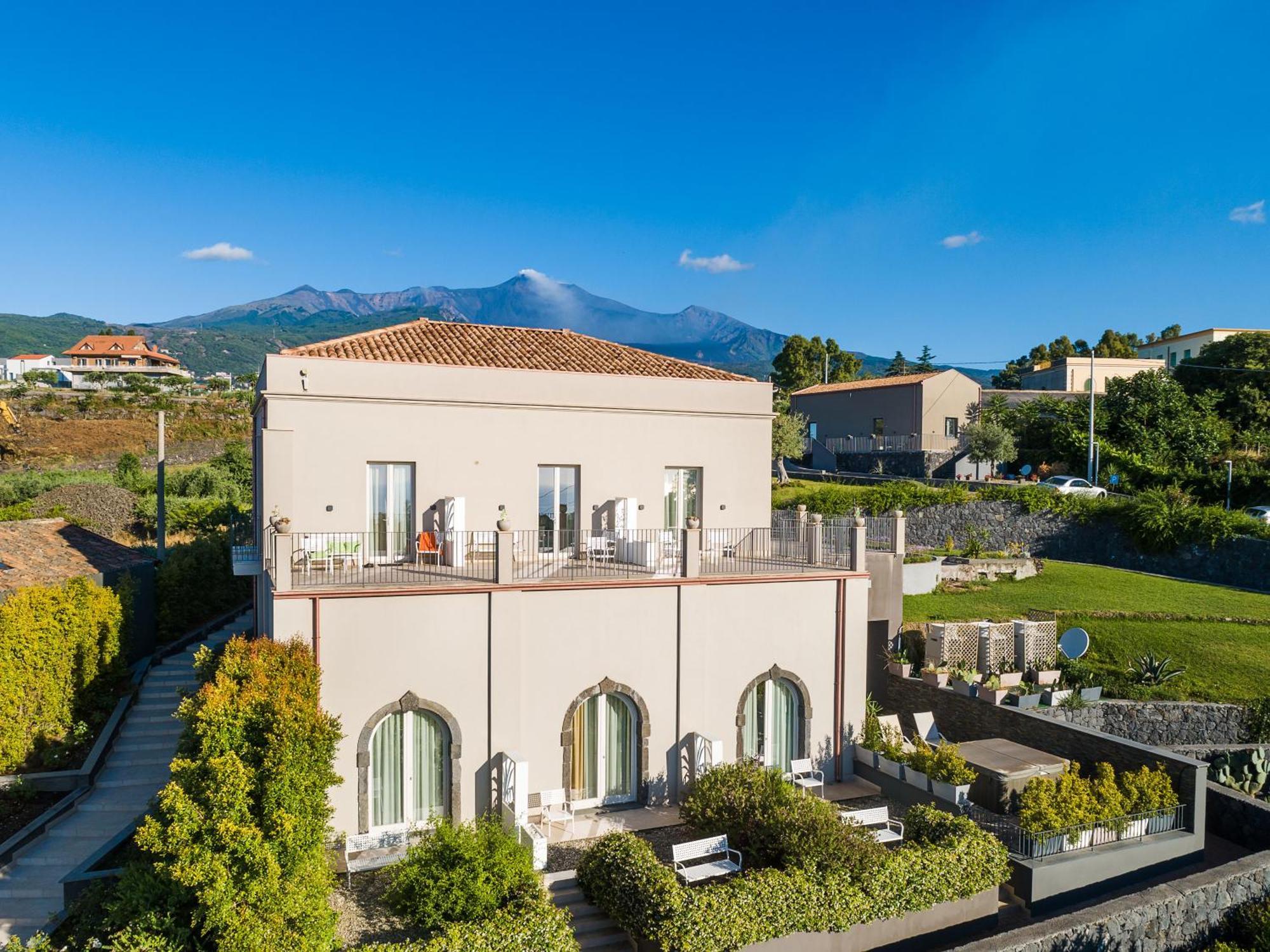 Kepos Etna Relais & Exclusive Spa Санта-Венеріна Екстер'єр фото
